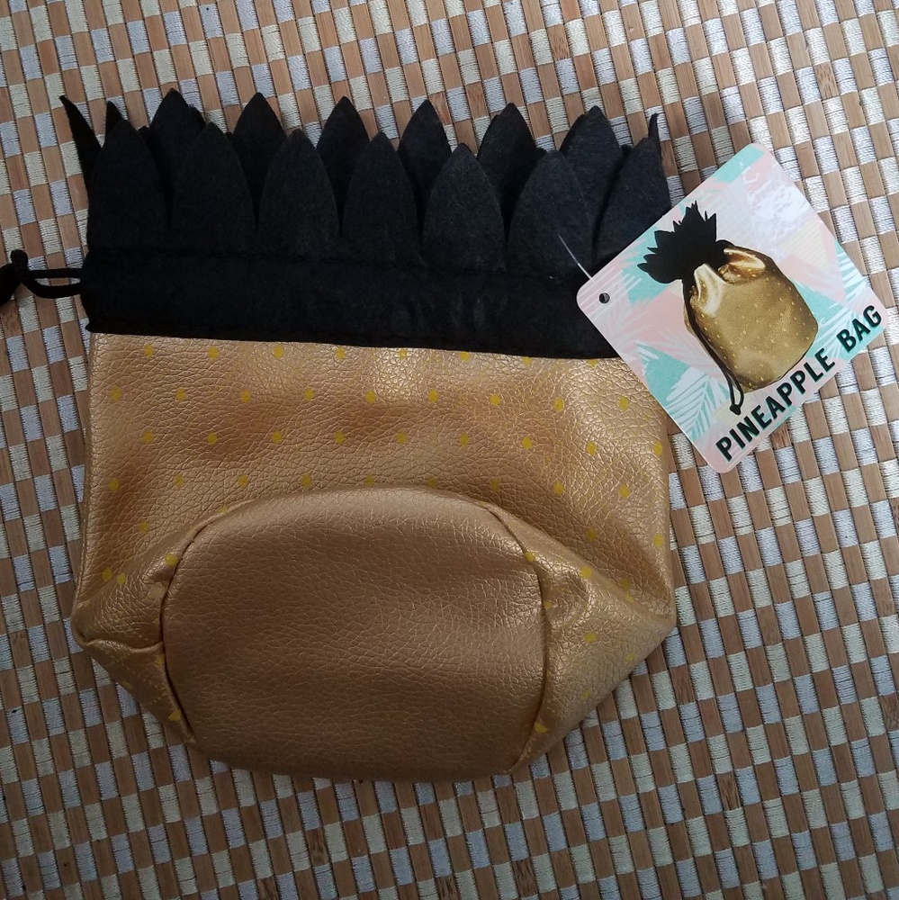 Pineapple Cosmetics Bag - Picture 2 of 6